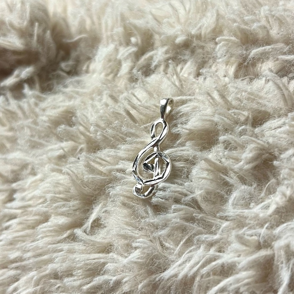 925 Sterling Silver Music Note Pendant